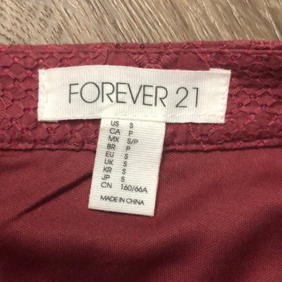 Forever 21 Pink laced mini skirt Size Small - Picture 6 of 8